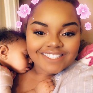 Meet your Posher, Alexus